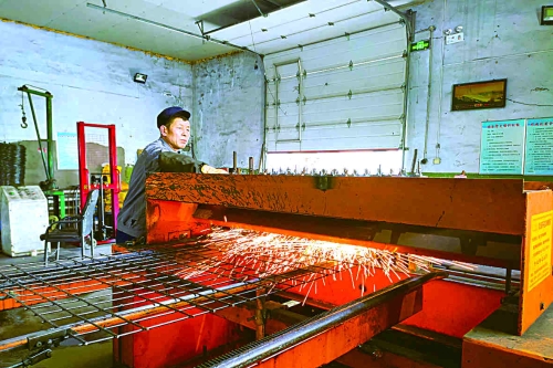 ˫��˾ѡú��˾�ӹ����ɲ�ְ�������Ƽ������ʵ�ɾ����������������Ǽӹ�֧������Ч112��Ԫ���ӹ��׸�ɸ����Լ��Ǯ218��Ԫ��Ϊ����ӹ������������10����Ԫ��������Ϊʵ���ڲ��г�������������������ͼΪ�ӹ���ְ���ڼӹ�����֧����������顡ͼ��_����