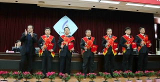 02 �����佱