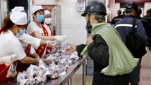 ͼΪ�°���Ů������Ϊְ��������