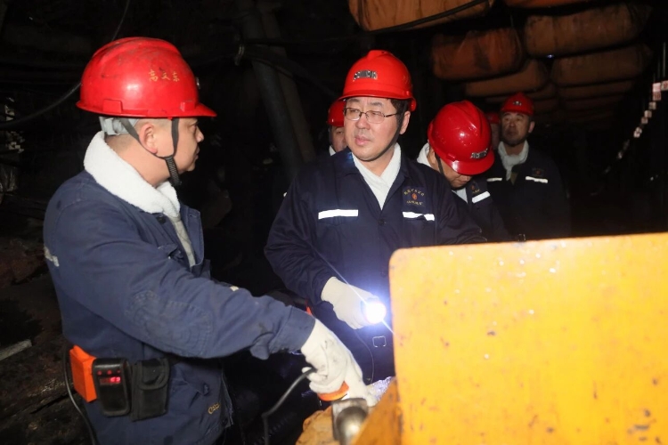 ΢��ͼƬ_2025-12-12_221623_066